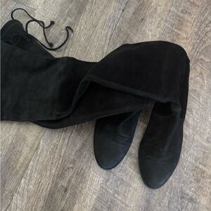 Stuart Weitzman Over-The-Knee 

80% new